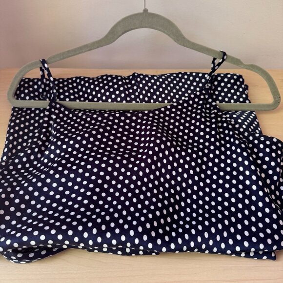 Gorgeous Ann Taylor LOFT satin midi dress in a navy and white dotted print - Picture 9 of 9